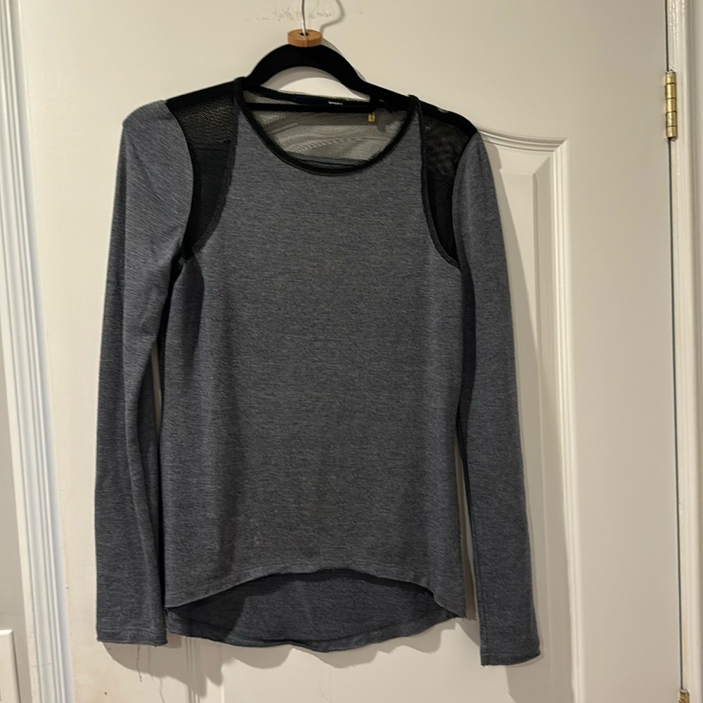 Tahari sports shirt
